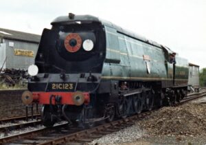 Green locomotive. Front reads: Southern. 21C123